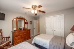 Twin guest bedroom with HDTV